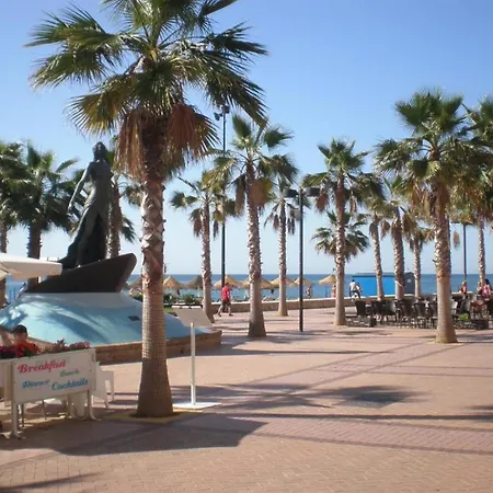 아파트 Puerto I Playa 푸엔히롤라